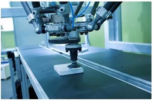 PCB廠家自動化設(shè)備